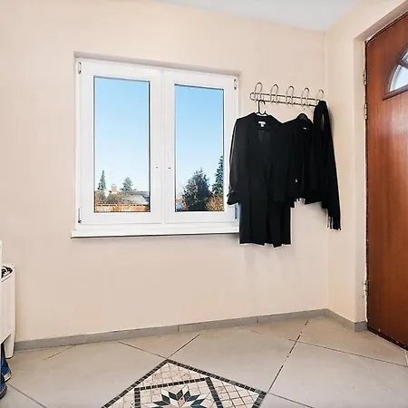Private In A Luxurious Apartment, With Shared Bathroom & Kitchen Rodovre